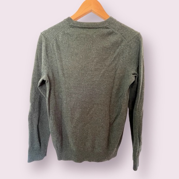 Banana Republic Merino Wool Sweater - Picture 2 of 3